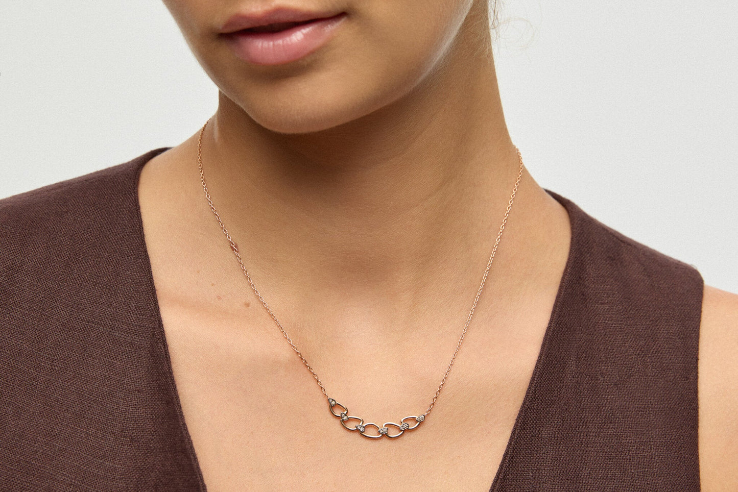 Connection Necklace Brown