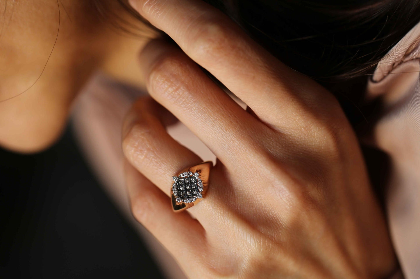 Debut Band Ring