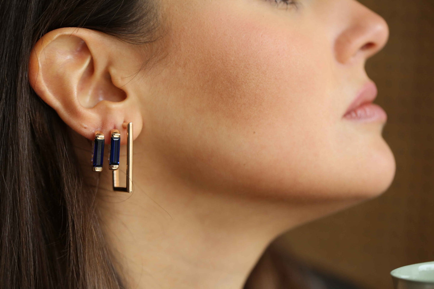 Safir Line Earrings