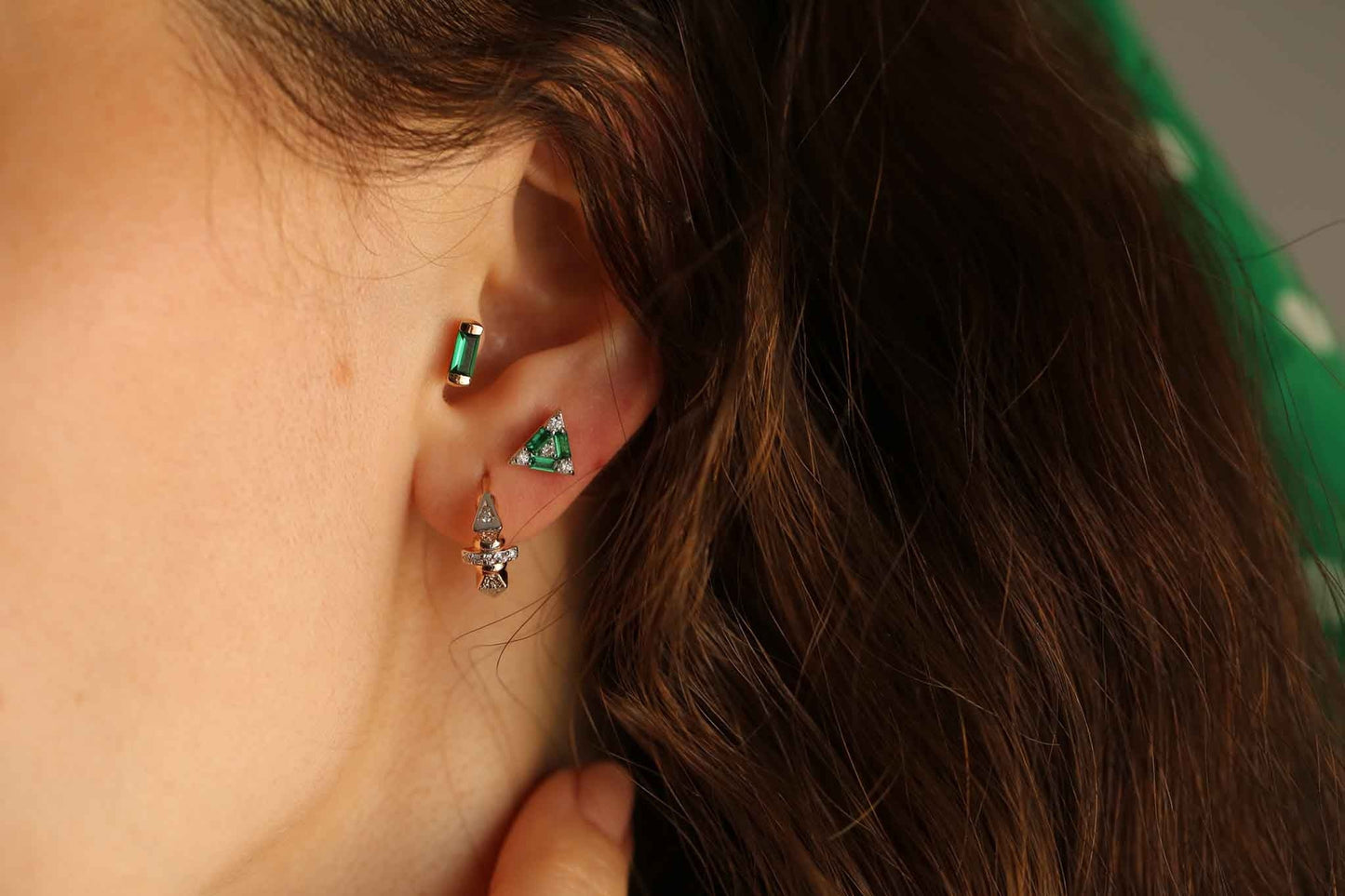 Zümrüt Line Tragus