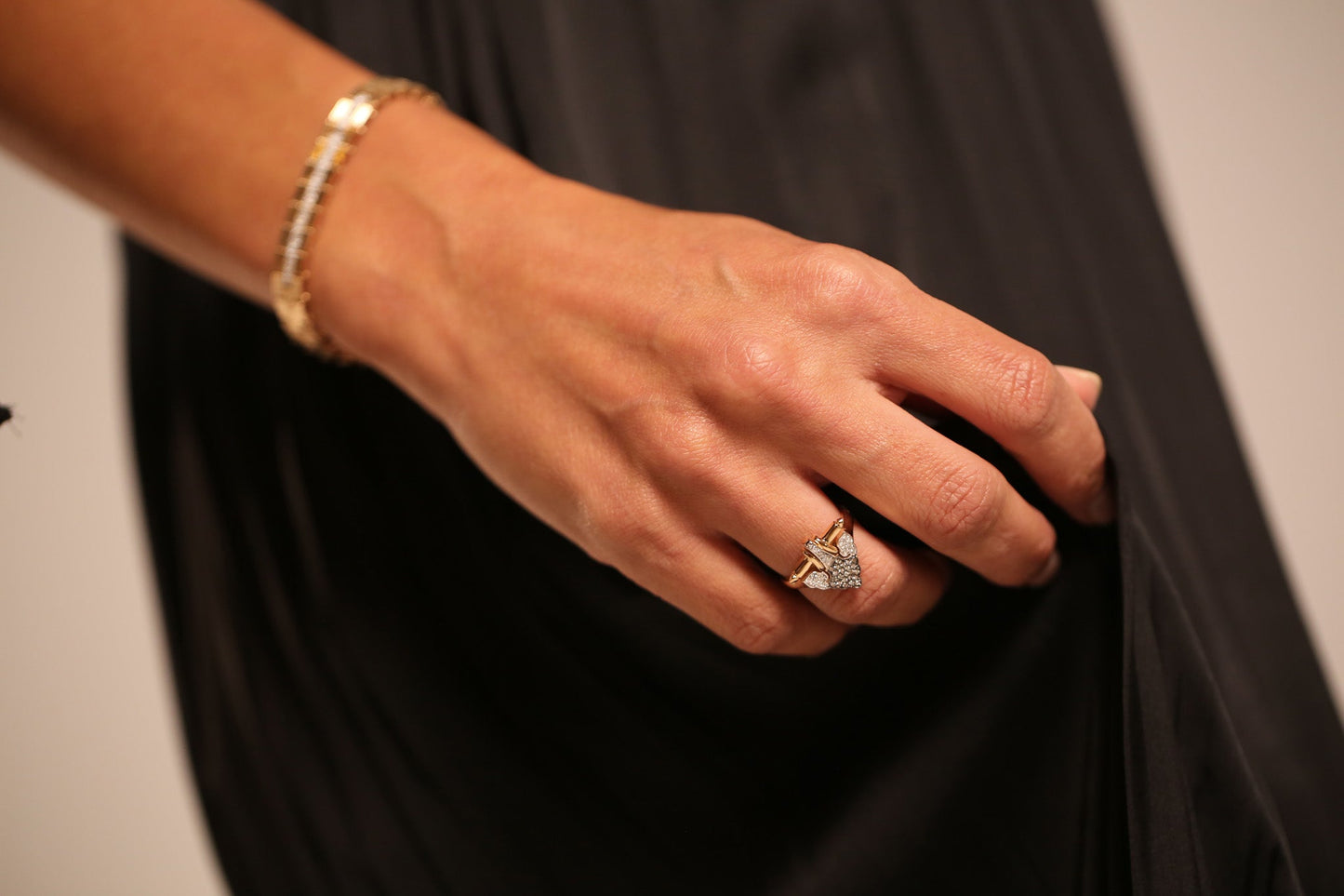 Horn Ring