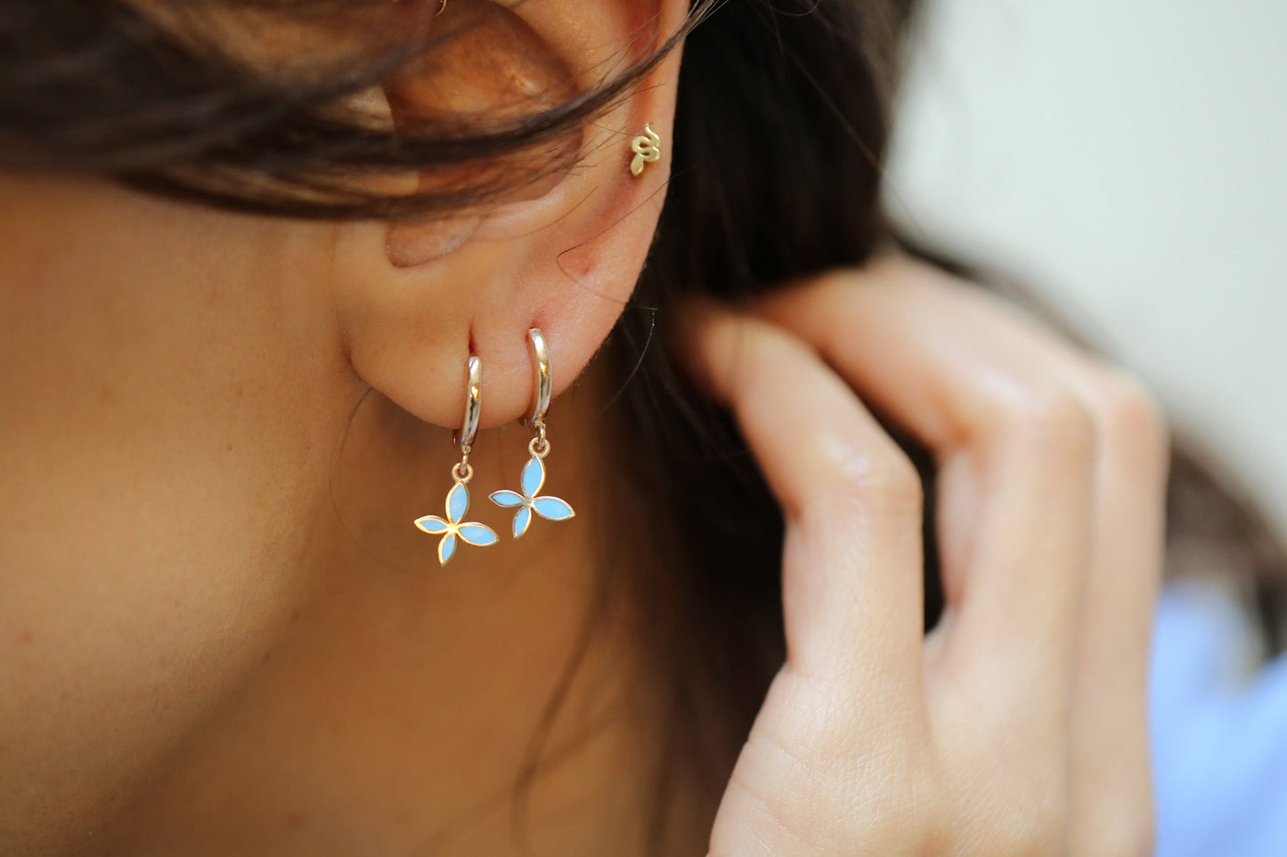 Lilies Blu