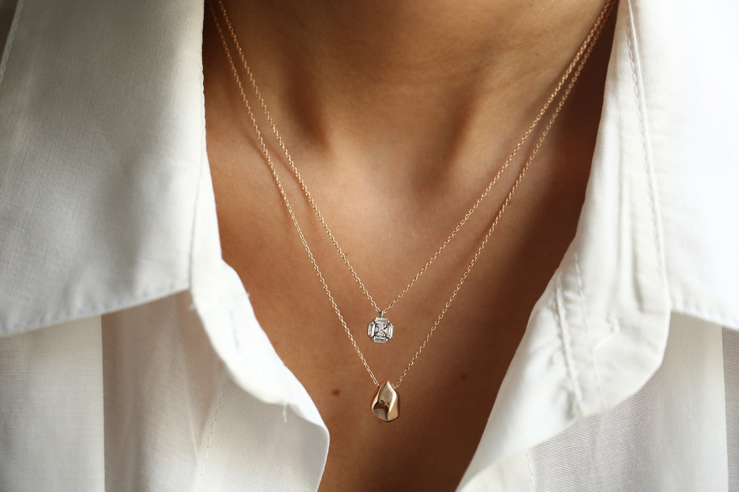 Corner Necklace